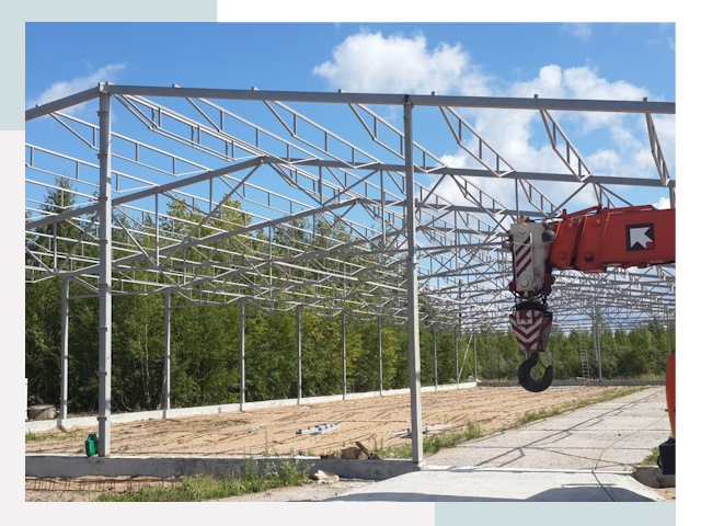 Строительство конюшен в Ефремов от 615 руб. под ключ